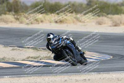 media/Nov-16-2025-Race Pace (Sun) [[8c5fa54630]]/Non Verified Riders (1st 20 Minutes)/2-Turn 10 (1010am)/